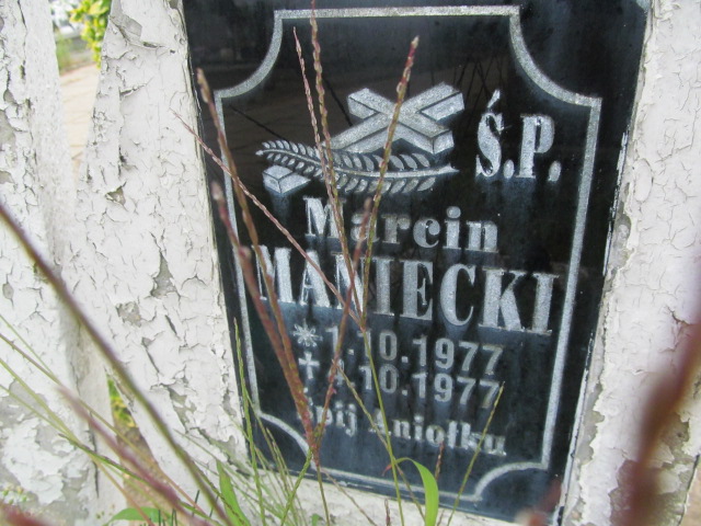 Grób Marcin Maniecki