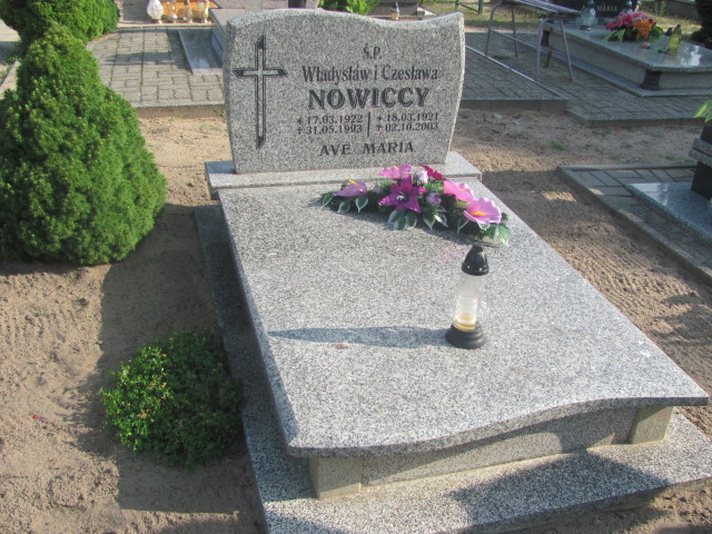 Grób Władysław Nowicki