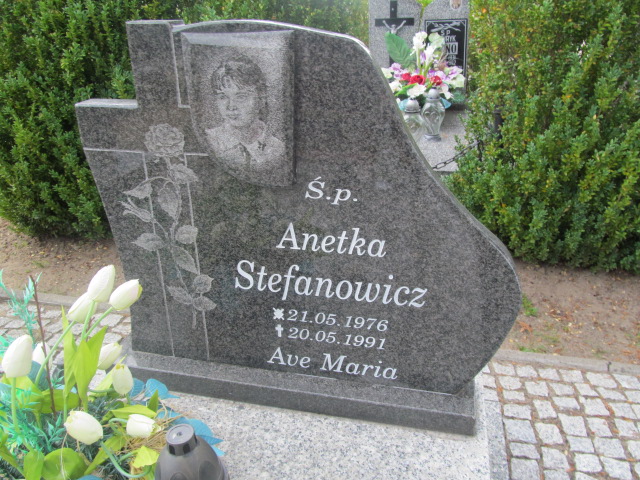 Aneta Stefanowicz 1976 Jasień - Grobonet - Wyszukiwarka osób pochowanych