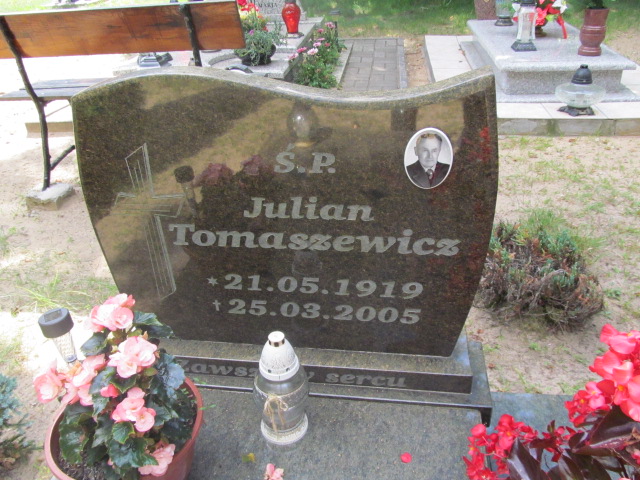 Julian Tomaszewicz 1919 Jasień - Grobonet - Wyszukiwarka osób pochowanych